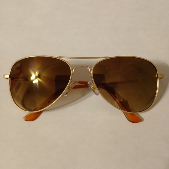 Pugs Accessories - Pugs Unisex Gold Tone Mirrored Aviator Sunglasses Style#M10